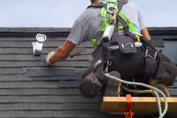Quick and Trustworthy Emergency Roof Repair Services in Lake Mary Jane, FL